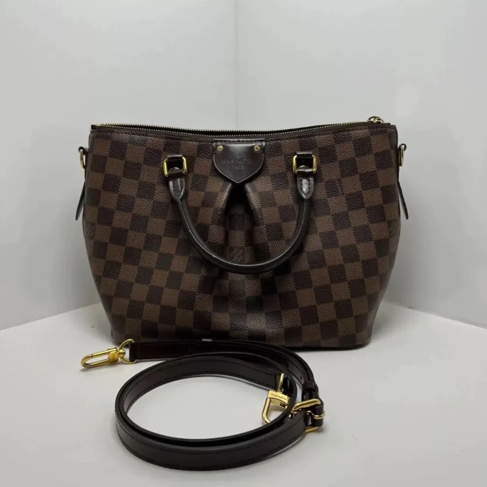 Louis Vuitton Women Pre-Loved Bag Very Good Condition